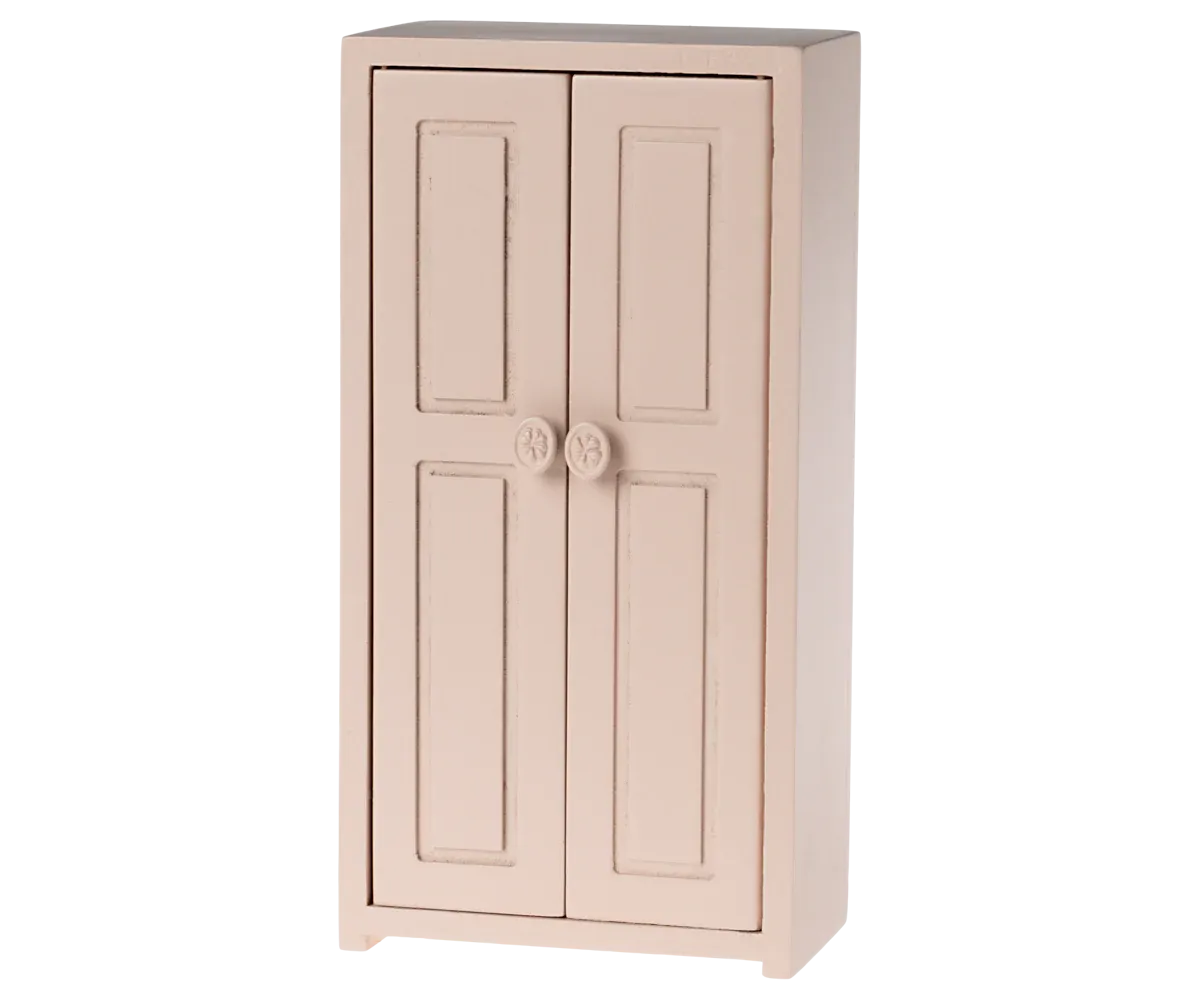 Closet, Mouse in Light Rose